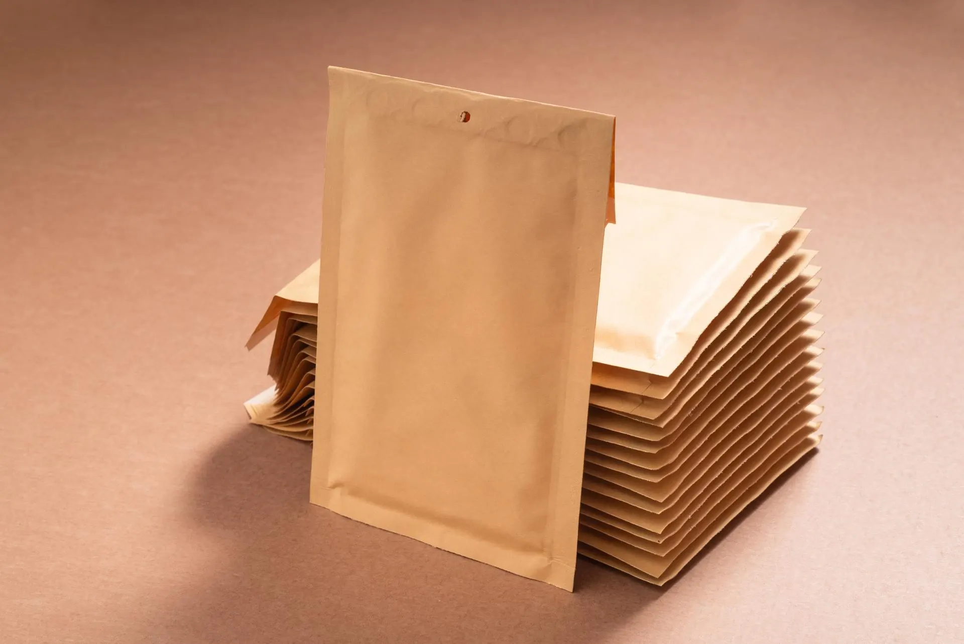 post-mail-envelope-uganda-airlines